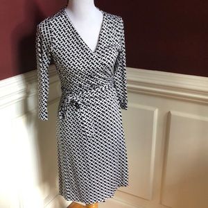 NWT DVF wrap dress - small chain link